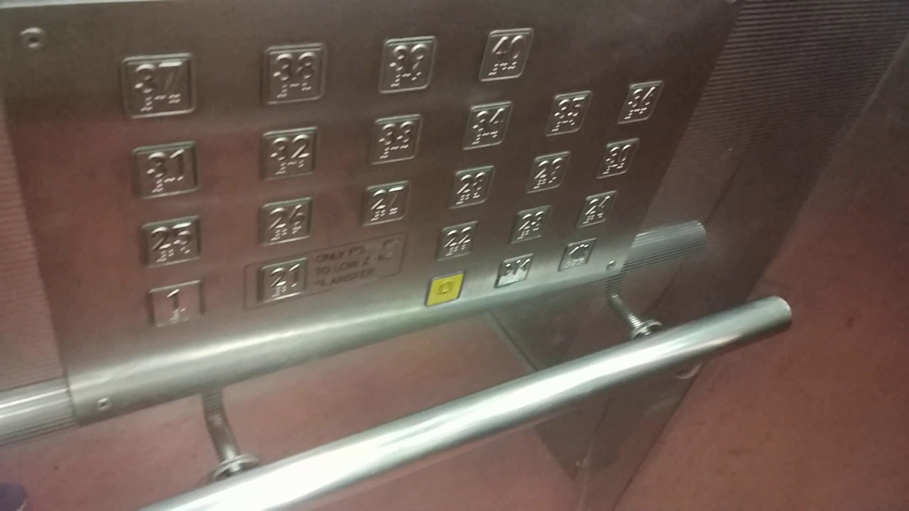 Block 89 Tanglin Halt/Commonwealth Fujitec Elevator Lift E