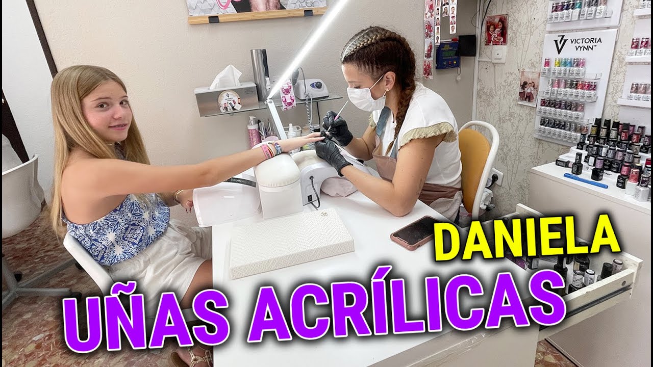 ME HAGO LAS UÑAS ACRÍLICAS POR PRIMERA VEZ Y ME ENCANTAN DANIELA GO