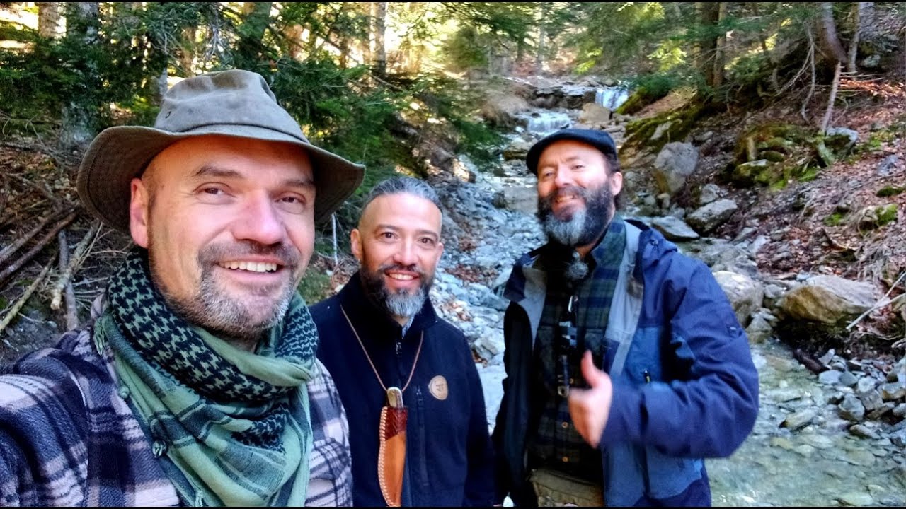 Bivouac avec @Julien TAIX et @Chartreuse Nature . Joyeuse rencontre 😄