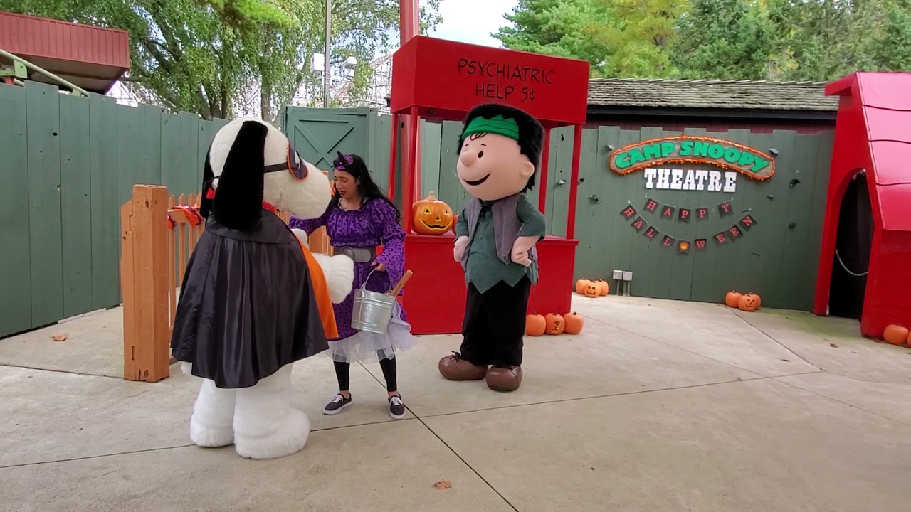 2021 Cedar Point, Camp Snoopy, The Monsters are Coming Fall show. Snoopy, Lucy and Charlie Brown