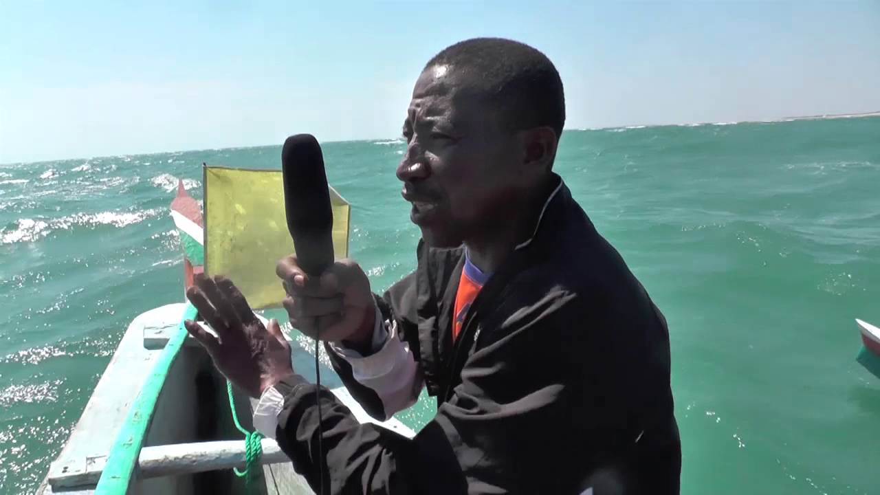ZAHATANY ITW ILES EPARSES JUAN DE NOVA Par un pecheur Malagasy