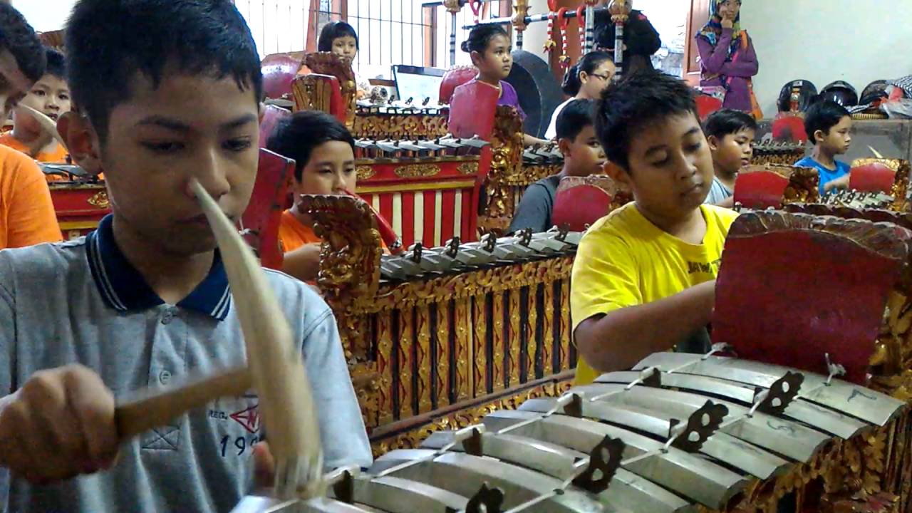 TABUH PENDET SAVITRA KUMARA