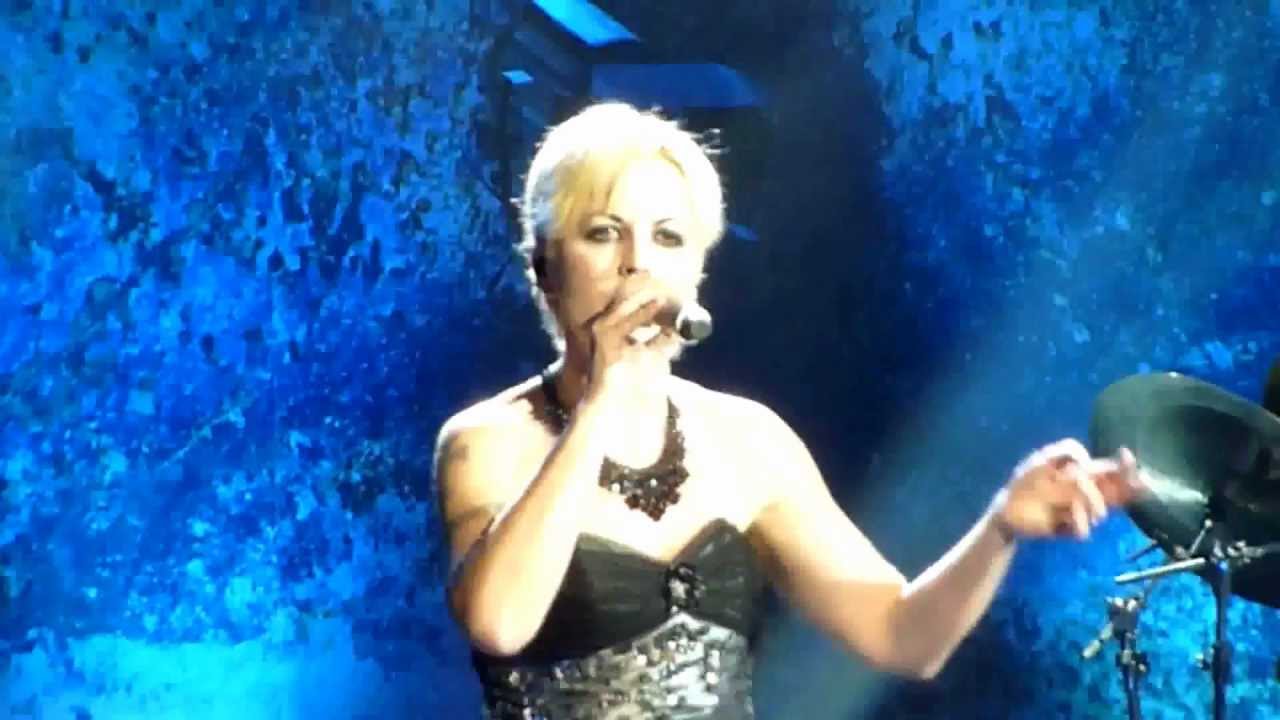 The Cranberries - You and Me - Zénith de Paris 25/11/2012