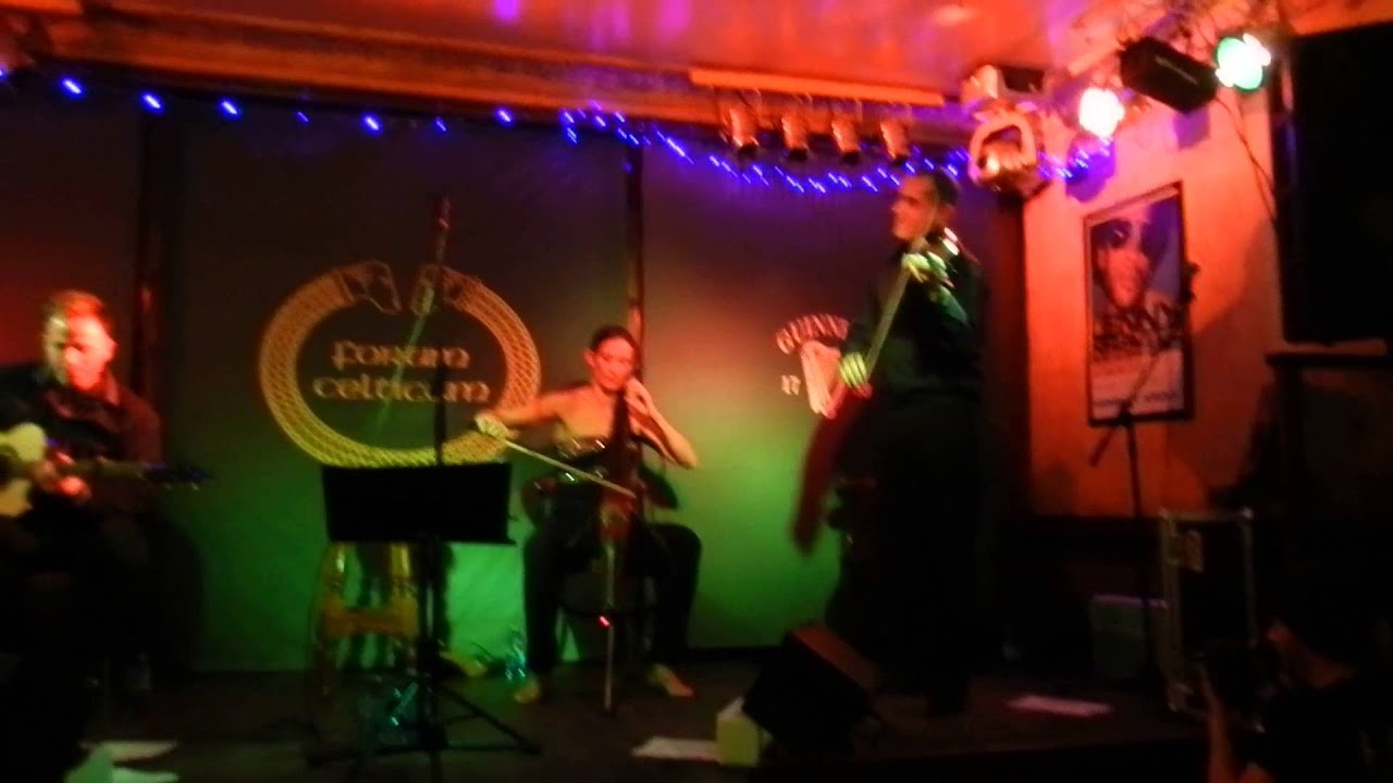Rosa Cedr&oacute;n - Instrumental 2 -  Concierto solidario de Reyes (Con Javier Cedr&oacute;n)