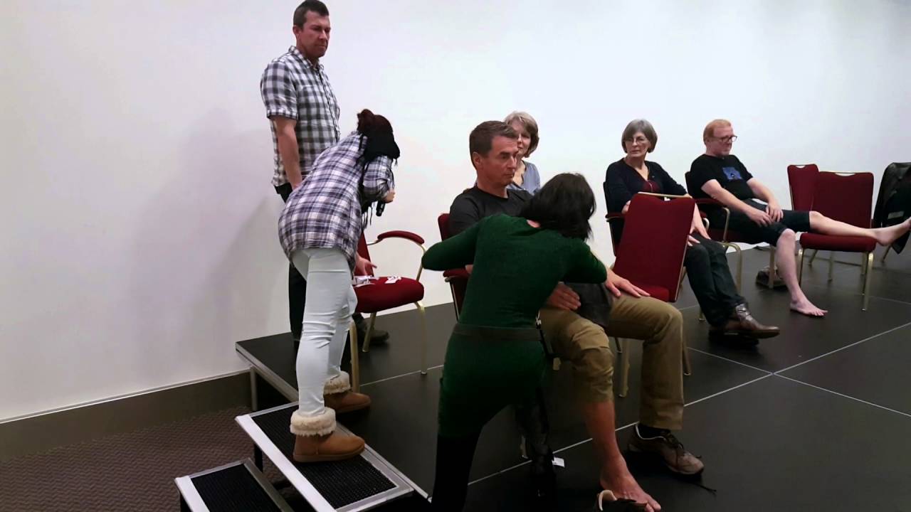 Instant Results Acupuncture: Nerve and Tingling Issues (German and English, some subtitles added)