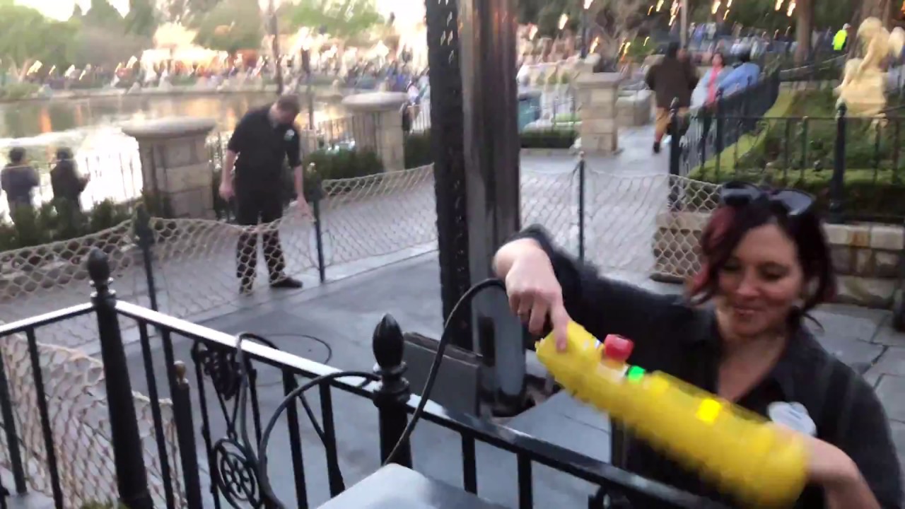 Disneyland Fantasmic Set-Up