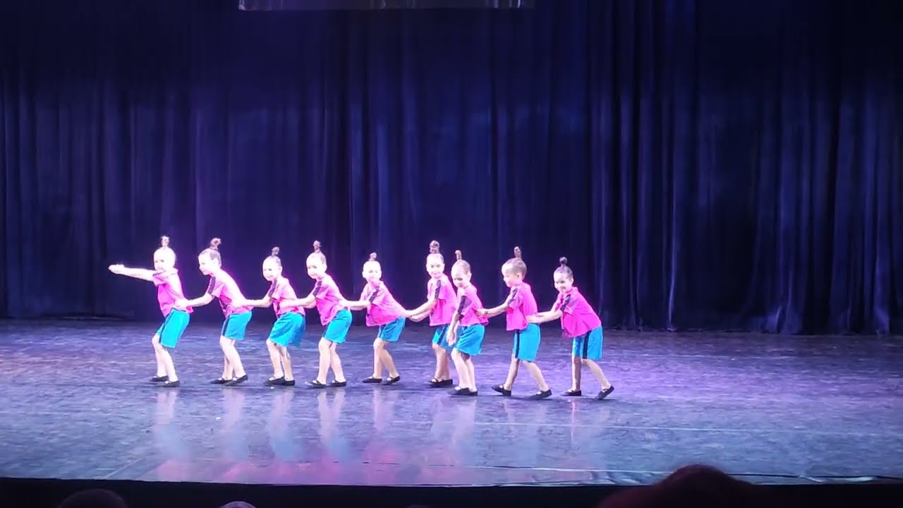 Фиксики. Танец часики. Коллектив 