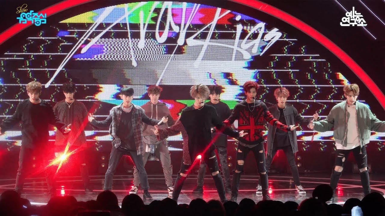 [예능연구소 직캠] 스트레이키즈 디스트릭트 나인 @쇼!음악중심_20180331 District 9 Stray Kids in 4K
