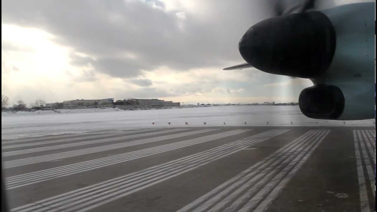 Montreal :: Air Canada Express Dash 8 Q400 take off