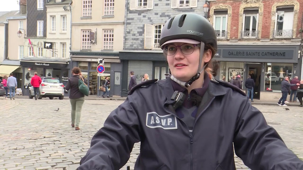 Les policiers municipaux testent les trottinettes à Honfleur