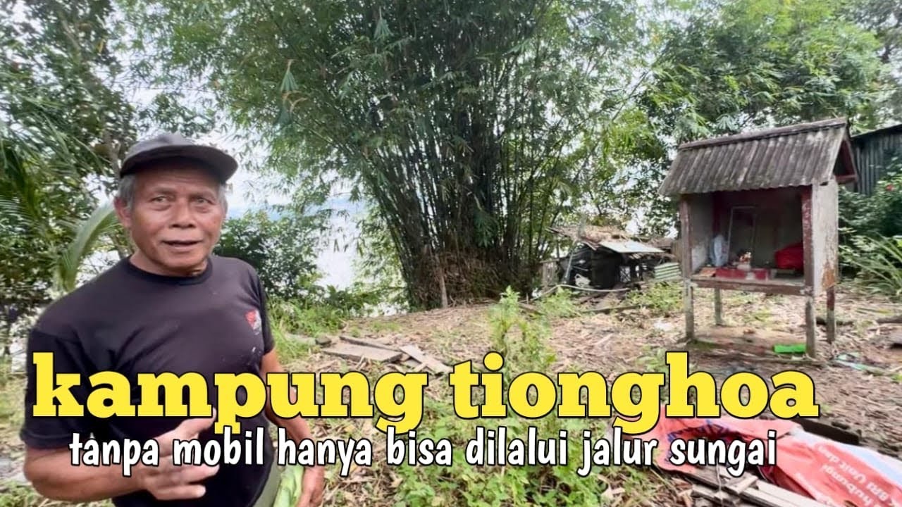 Penampakan kampung tionghoa yang tenang di perkampungan pinggir sungai