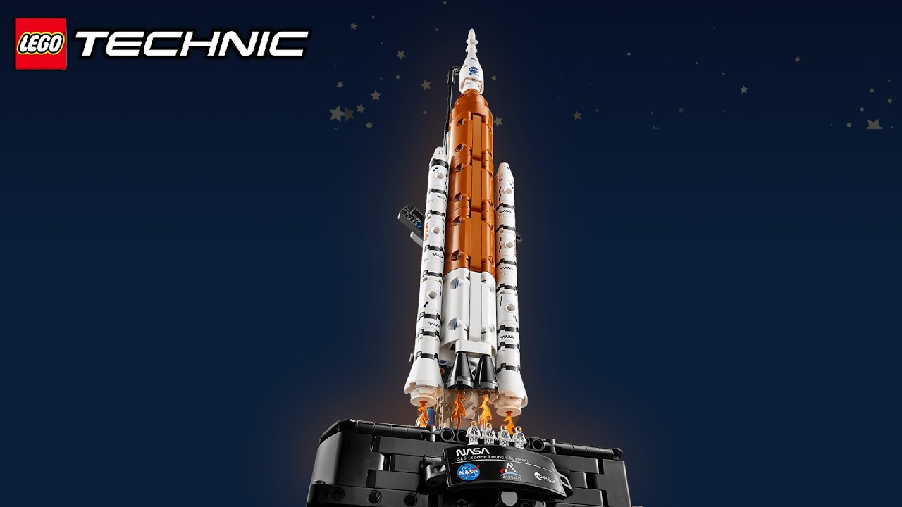 LEGO Technic NASA Artemis SLS Rocket (42221) | Speed Build