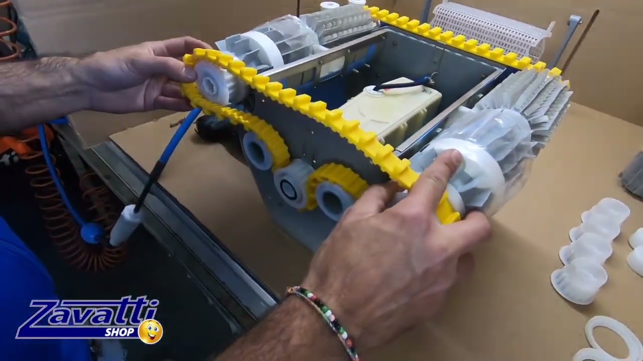 Comment remplacer les chenilles de l'ancien au nouveau modèle | Robot Dolphin Dynamic