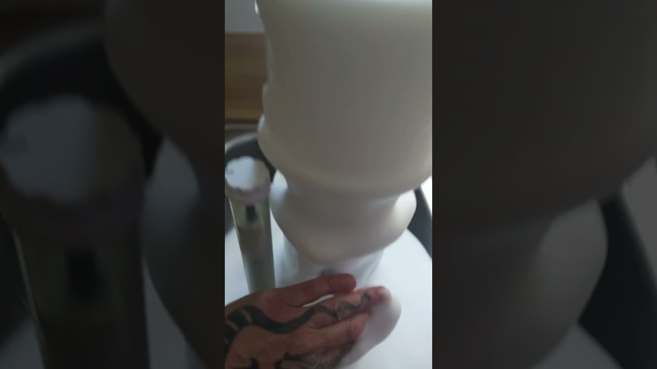 Foam cleaning a second-hand Deltec protein skimmer...