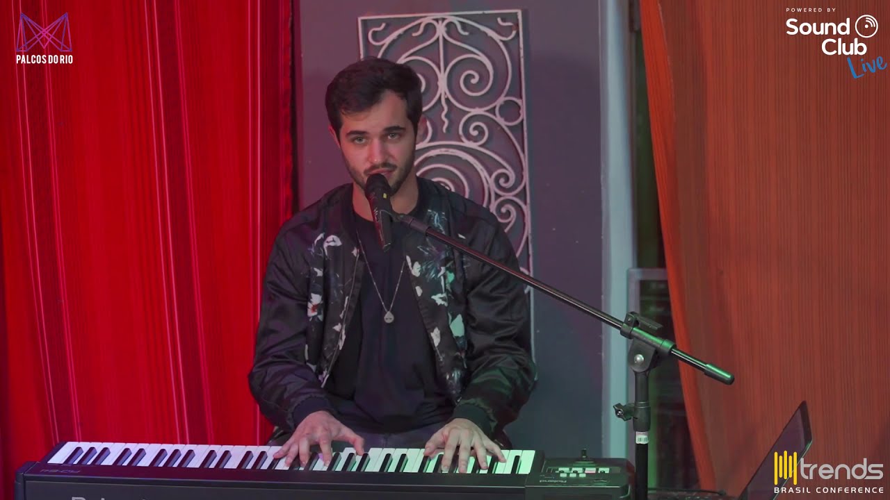 L&eacute;o Soma - Tipo Bossa Nova (Ao Vivo no Trends Brasil Conference/ Palcos do Rio Trends 2020)