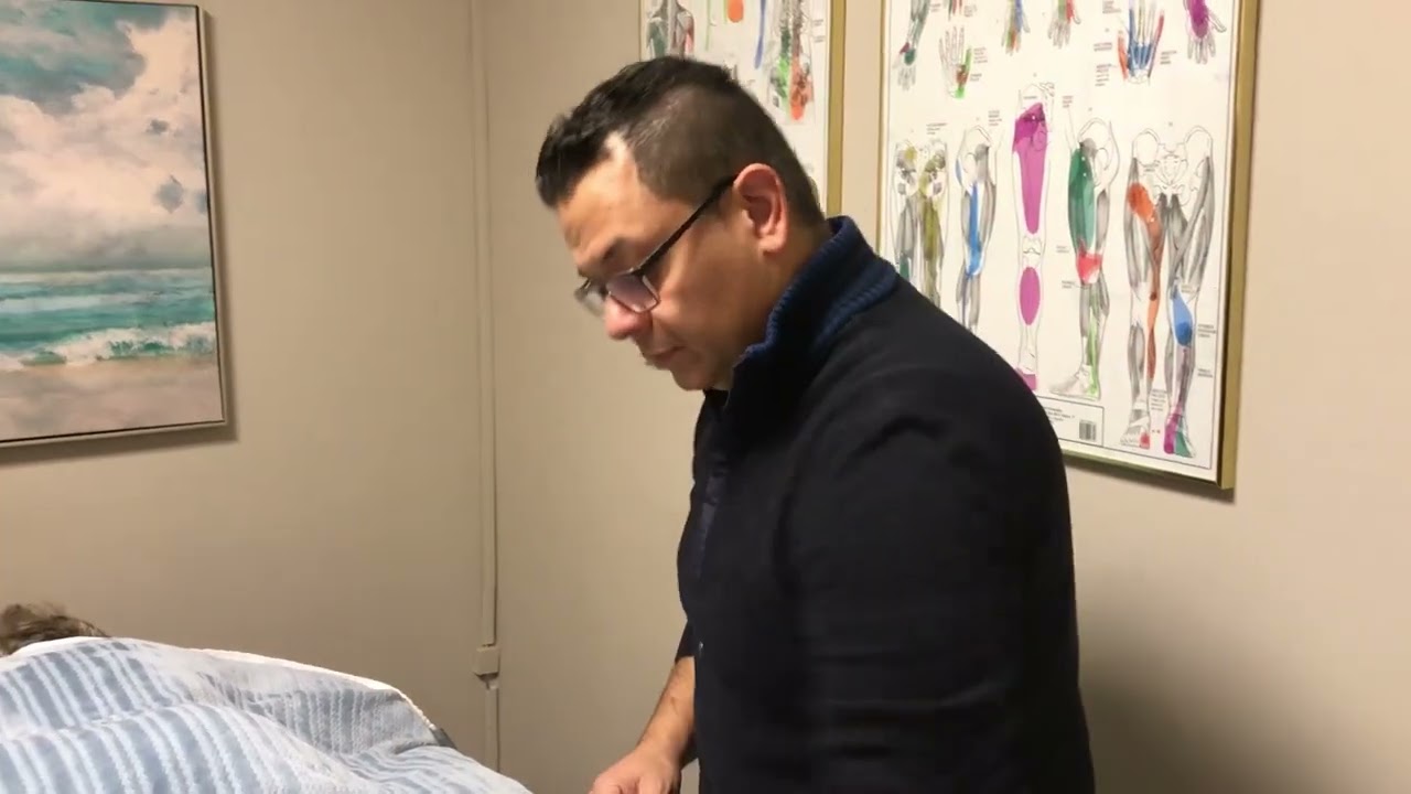 SomatoEmotional Release Massage Demo!!  With Edwin Galeano  R.M.T.