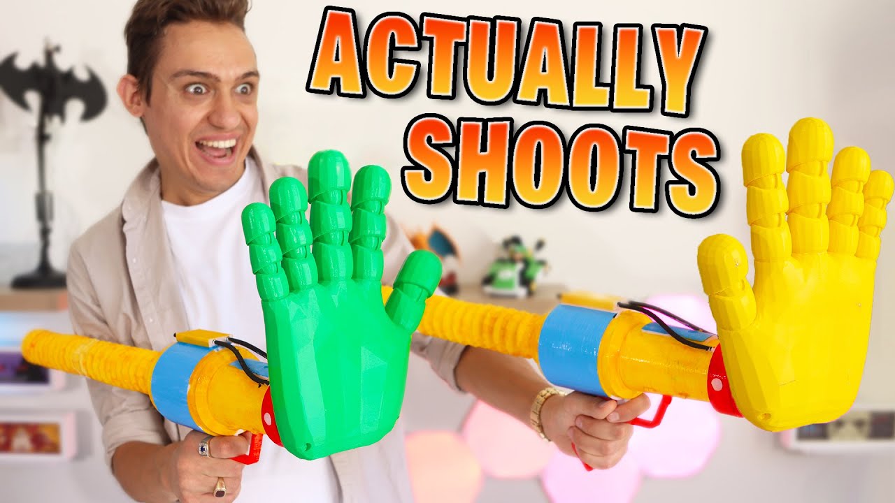 REAL WORKING GRAB PACK FROM POPPY PLAYTIME CHAPTER 4!! (DOEY the DOUGHMAN Shows Up IRL😱)