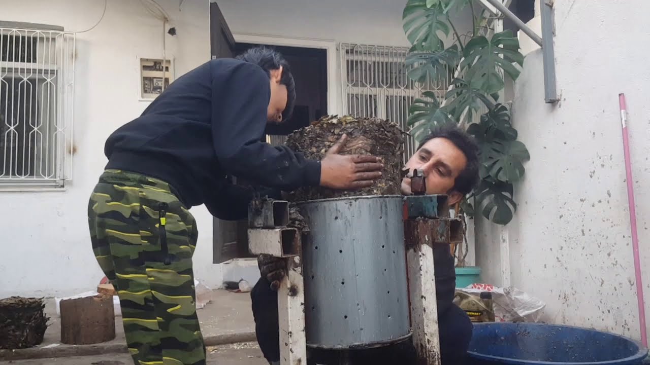 SOBA KOVASI BÜYÜKLÜĞÜNDE YAKIT ÜRETTİM (Pres Makinası Yaptık)