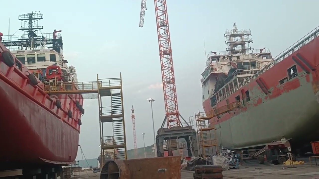 India's Biggest  Ship drydock