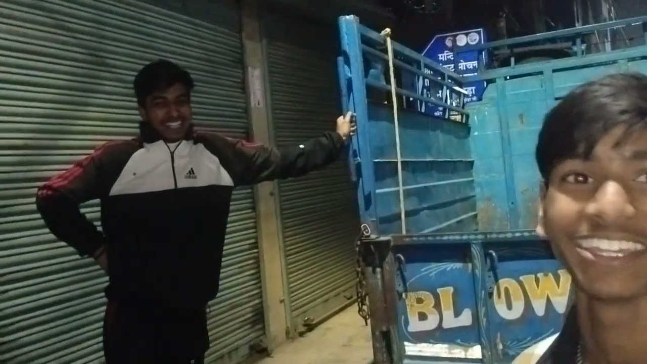 #comedy #_vlog  rajan bhai or kapil bhai ke ladia chok pe 