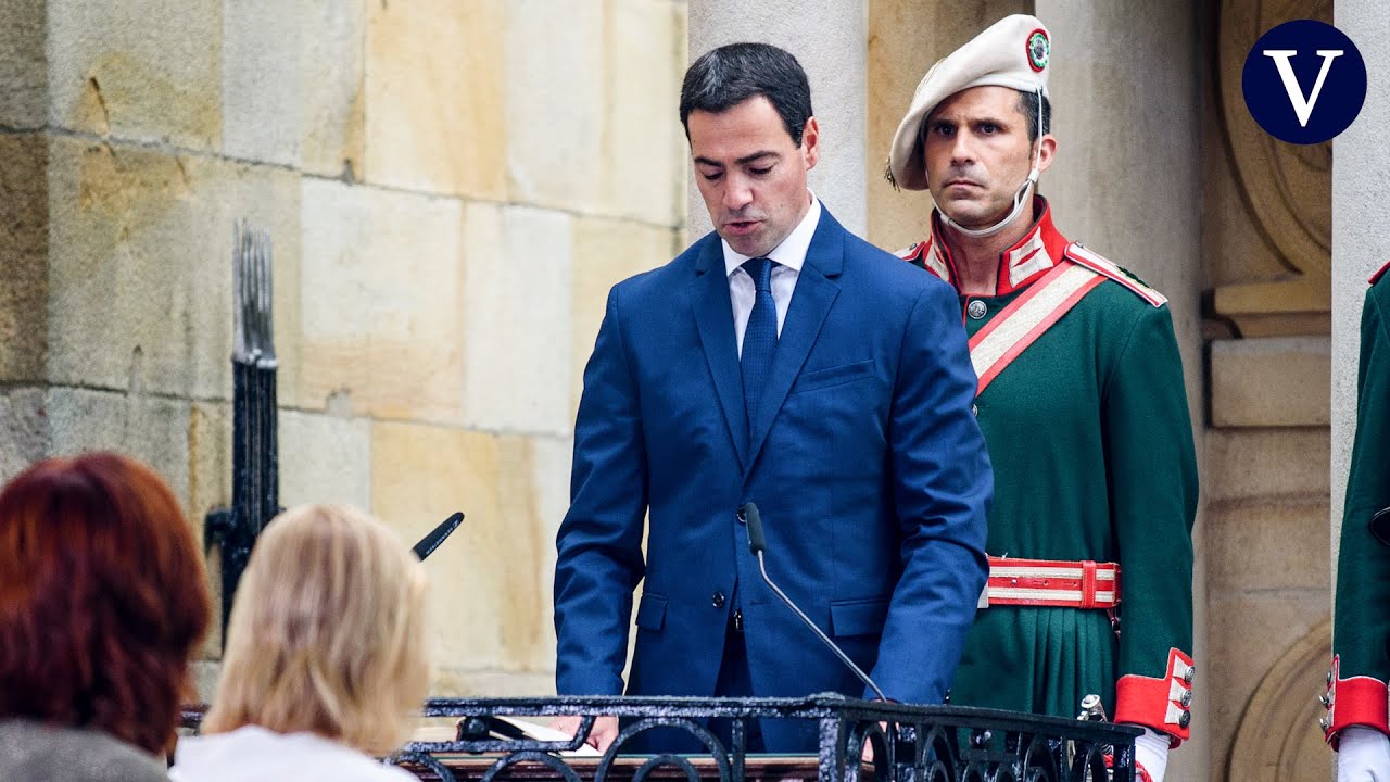 Imanol Pradales asume el cargo de lehendakari en la Casa de Juntas de Gernika