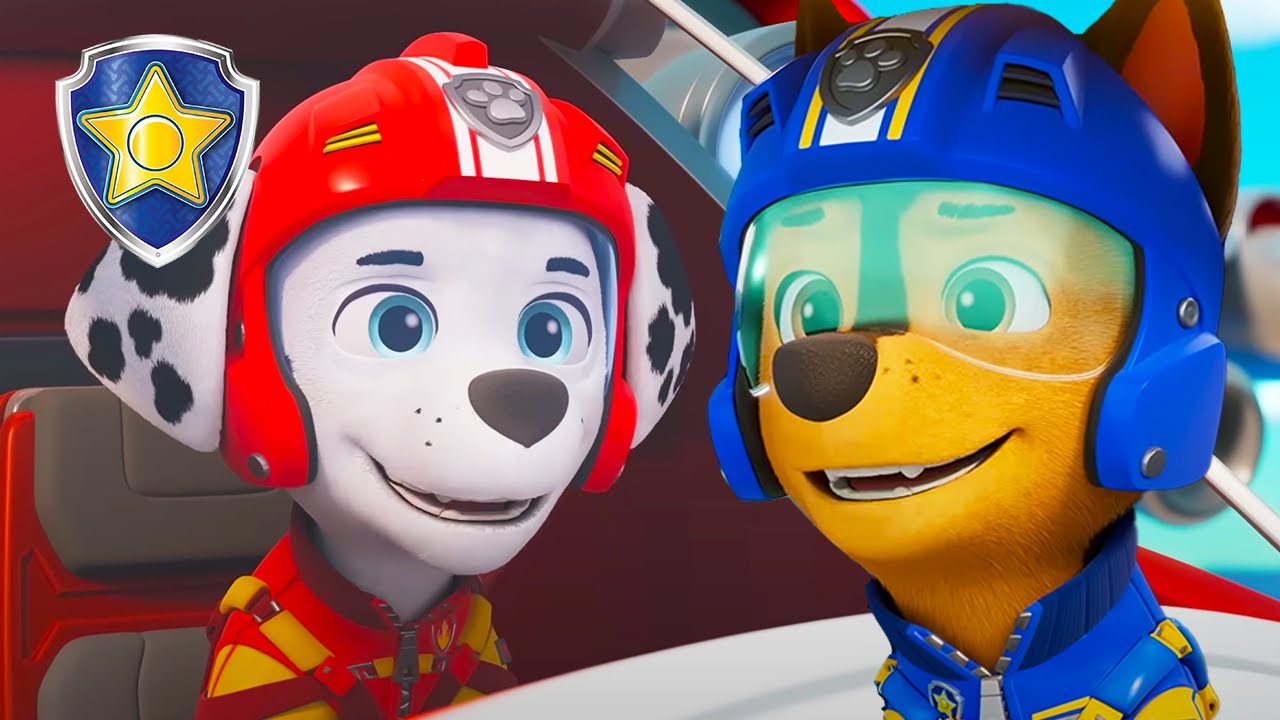 😨 Stunt Gone Wrong?! ✨ Chase Flies in to Rescue Francois! 🚁💥 | Chase Official Channel | PAW Patrol