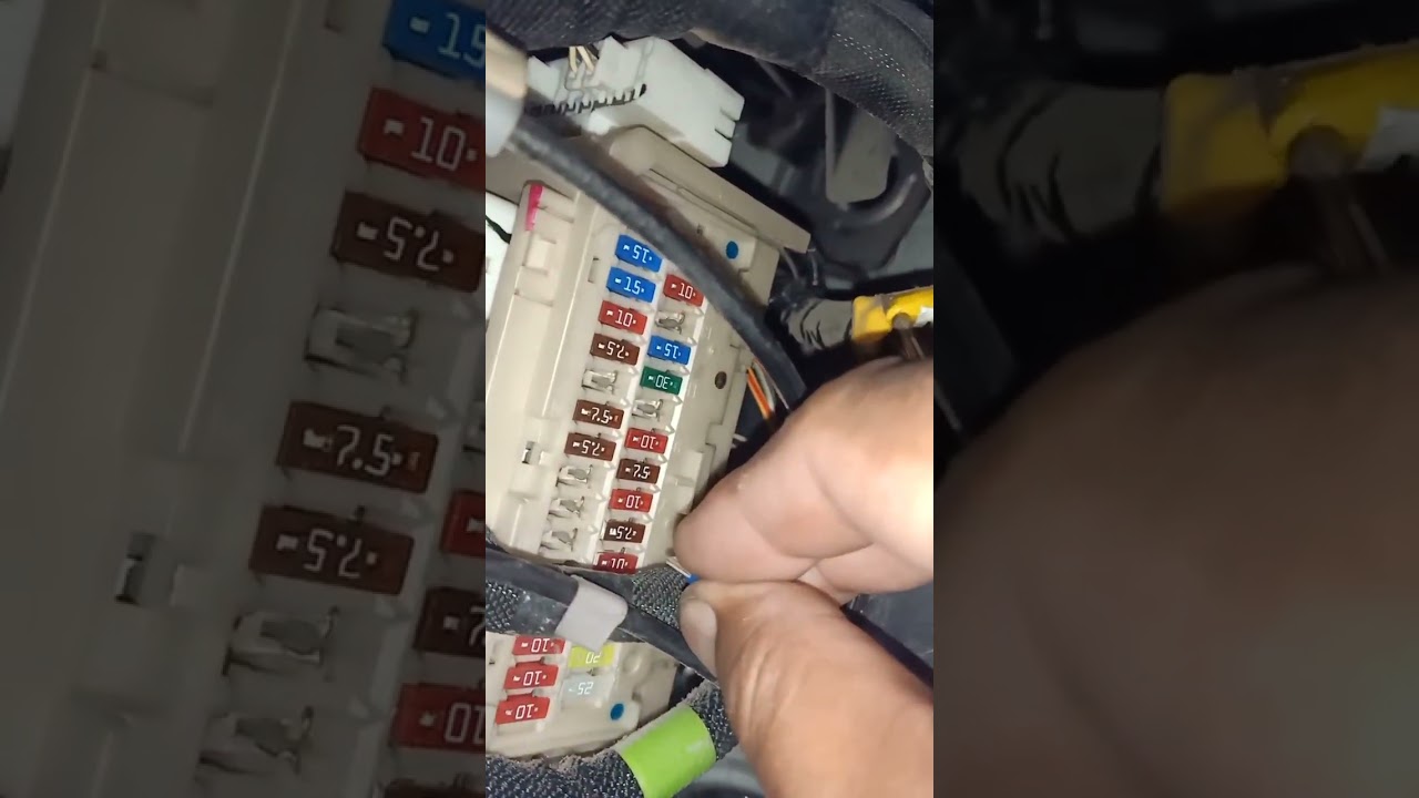 Palit ng cigarette fuse Hi-Ace commuter 2020 model🛠️ #carfuse #buhaydriver #viralvideo #highlights