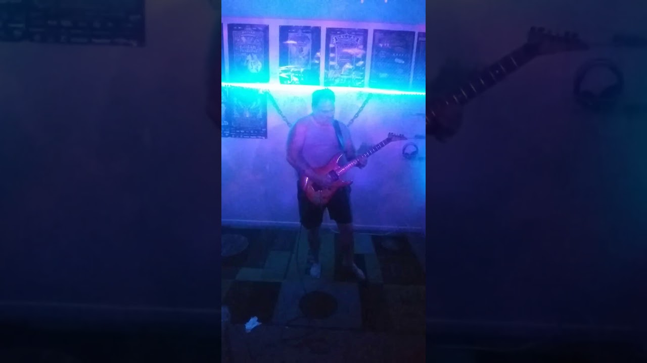 Alice Cooper cover of Poison by Robert Carson