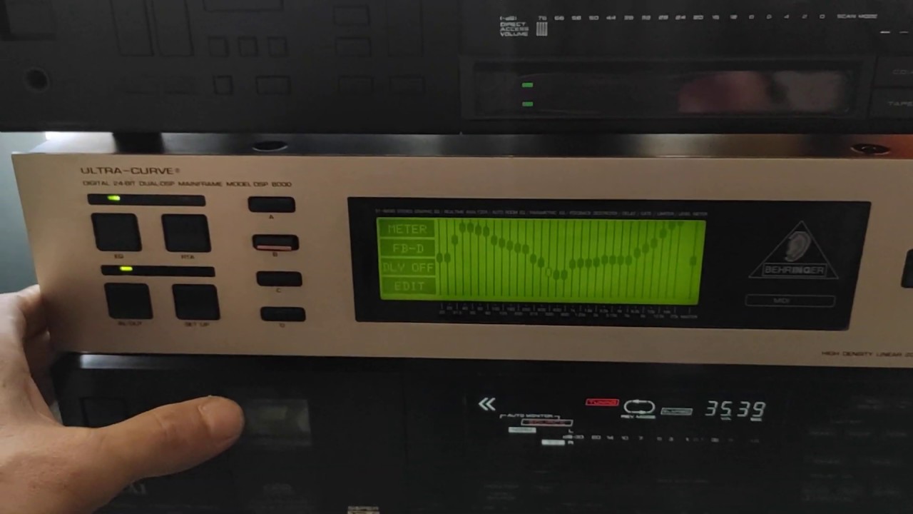 Berhinger dsp8000