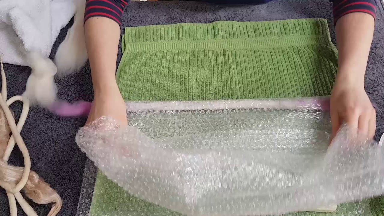 Video 1-  Felting a cord with Tamzen Lundy