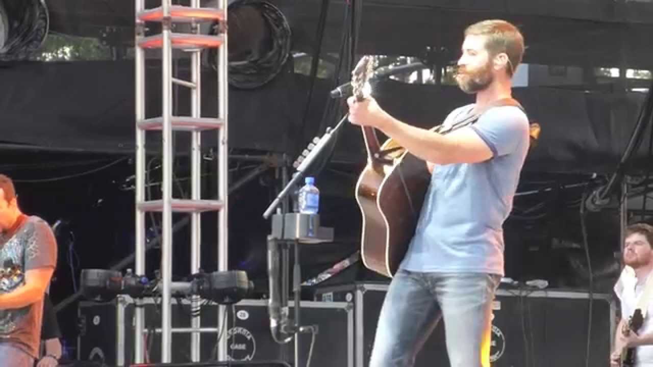 Josh Turner - Long Black Train (Houston 07.04.15) HD