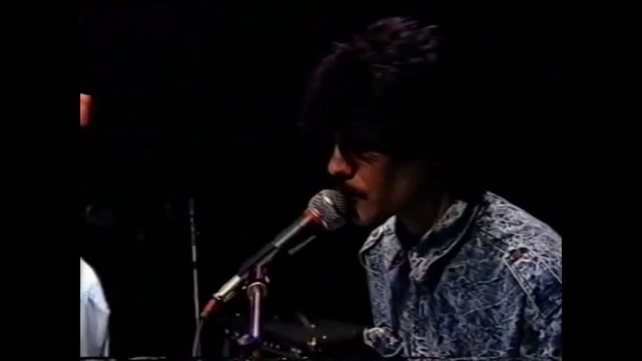 THE JUNIORS 1987 LIVE VIDEO - AY MANO  -DJALIEL - PARADISO   AMSTERDAM