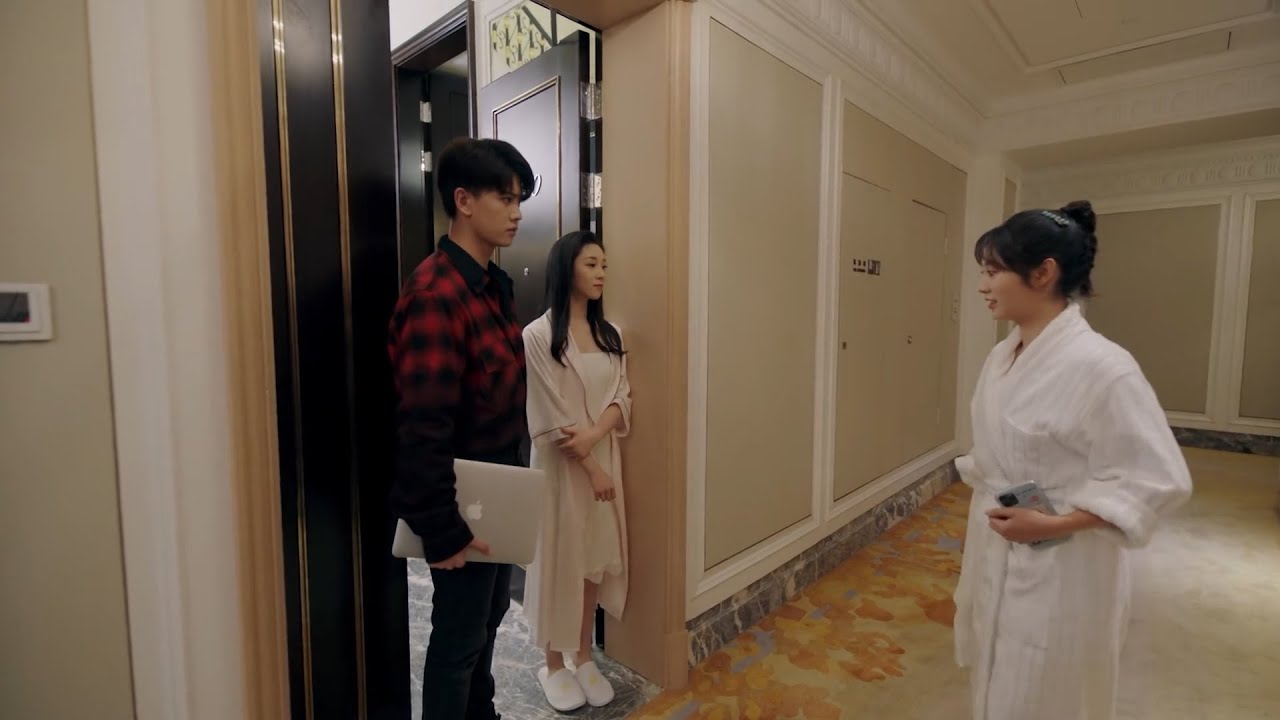 💟灰姑娘撞见心机女穿睡衣从霸总房间出来，误会两人关系，霸总急得赶紧解释！｜乌鸦小姐与蜥蜴先生 Miss Crow with Mr. Lizard