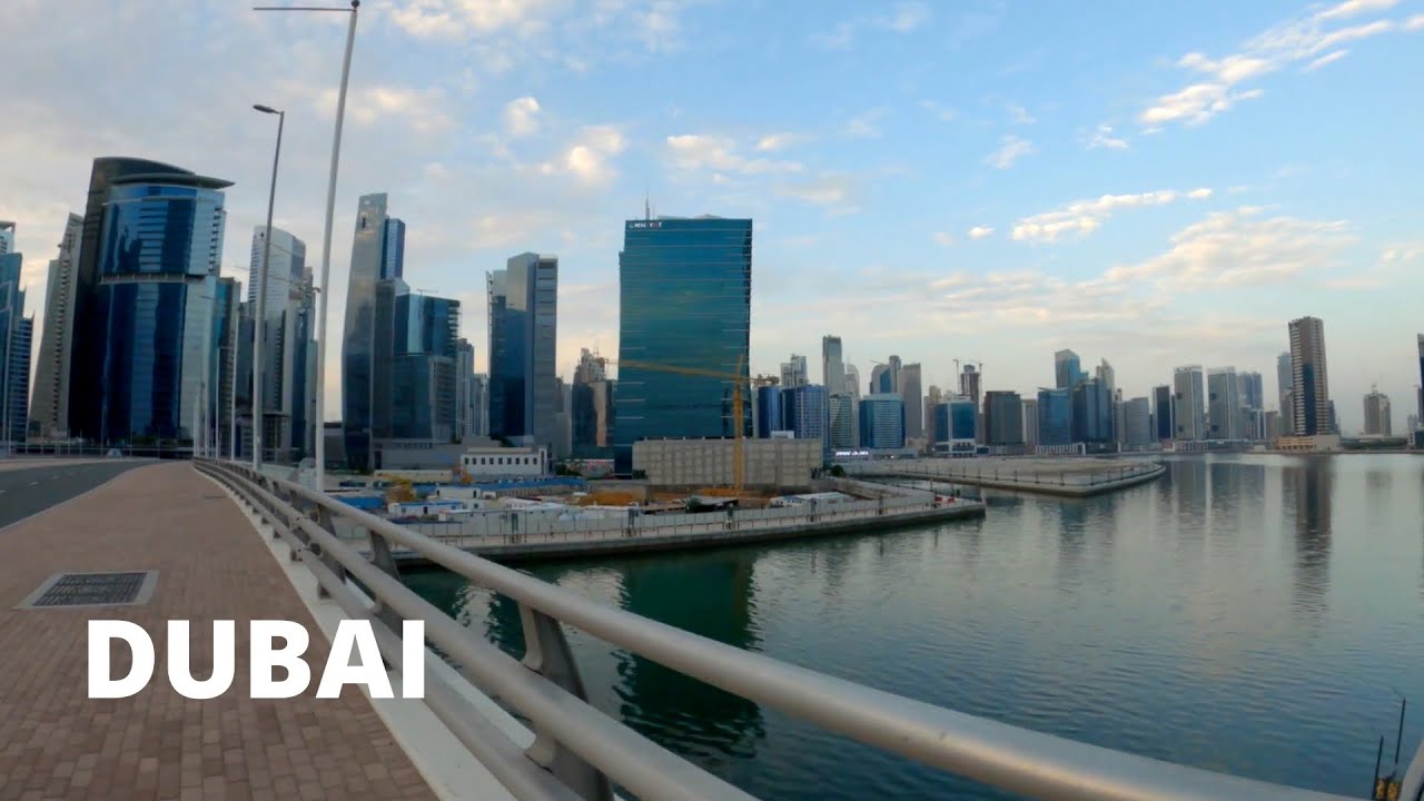 Walking Dubai: Al Quoz 4 to Business Bay