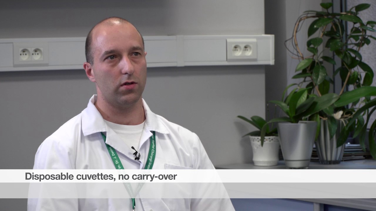 Indiko Plus, high-quality and easy-to-use clinical chemistry analyzer