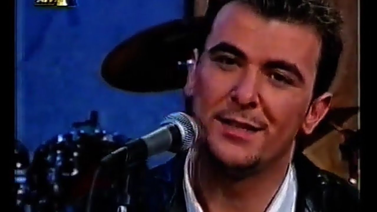 Antonis Remos/Αντώνης Ρέμος (live) - Έτσι ξαφνικά