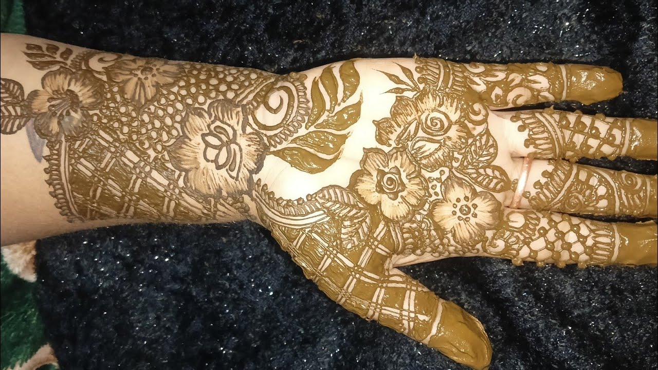 Front hand beautiful mehandi design ❤️💖