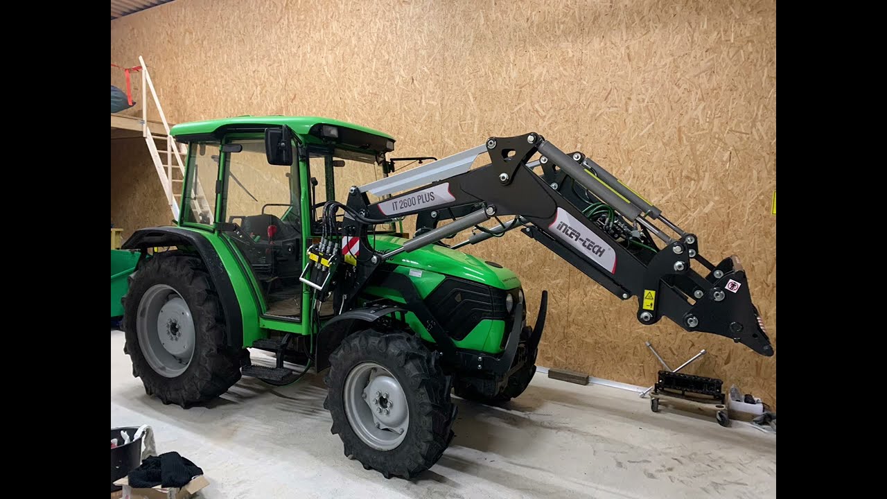 Montage Frontlader IT2600 Plus an Deutz Agroplus 60