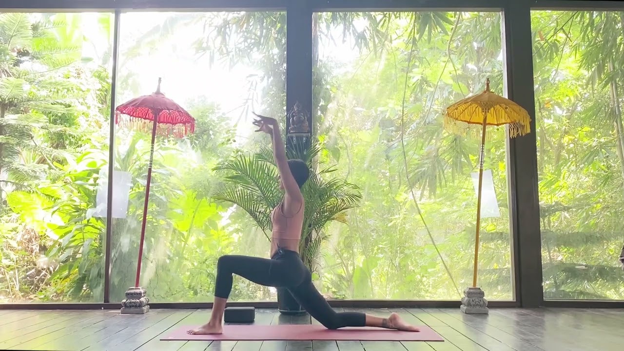 Бесплатное занятие месяца | РА Виньяса &mdash; исследуйте тело с Кимберли