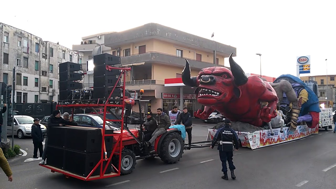 Carnevale 2018, arrivo dei carri a Nocera Inferiore