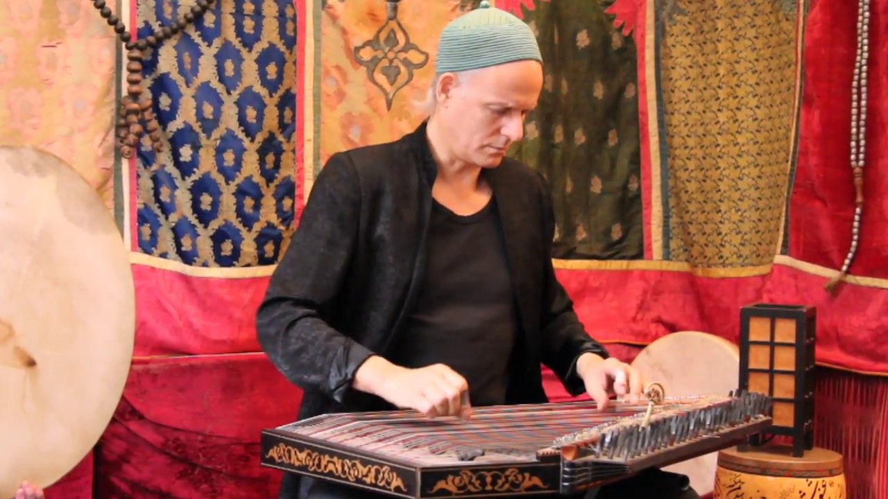 Julien Jalal Eddine Weiss, une histoire de la musique arabe