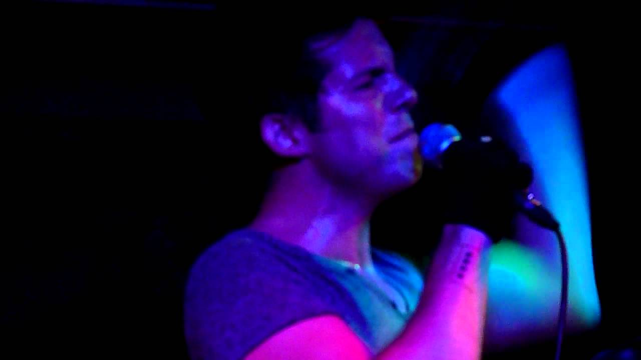 Simon Curtis - put your laser guns up - EQ live