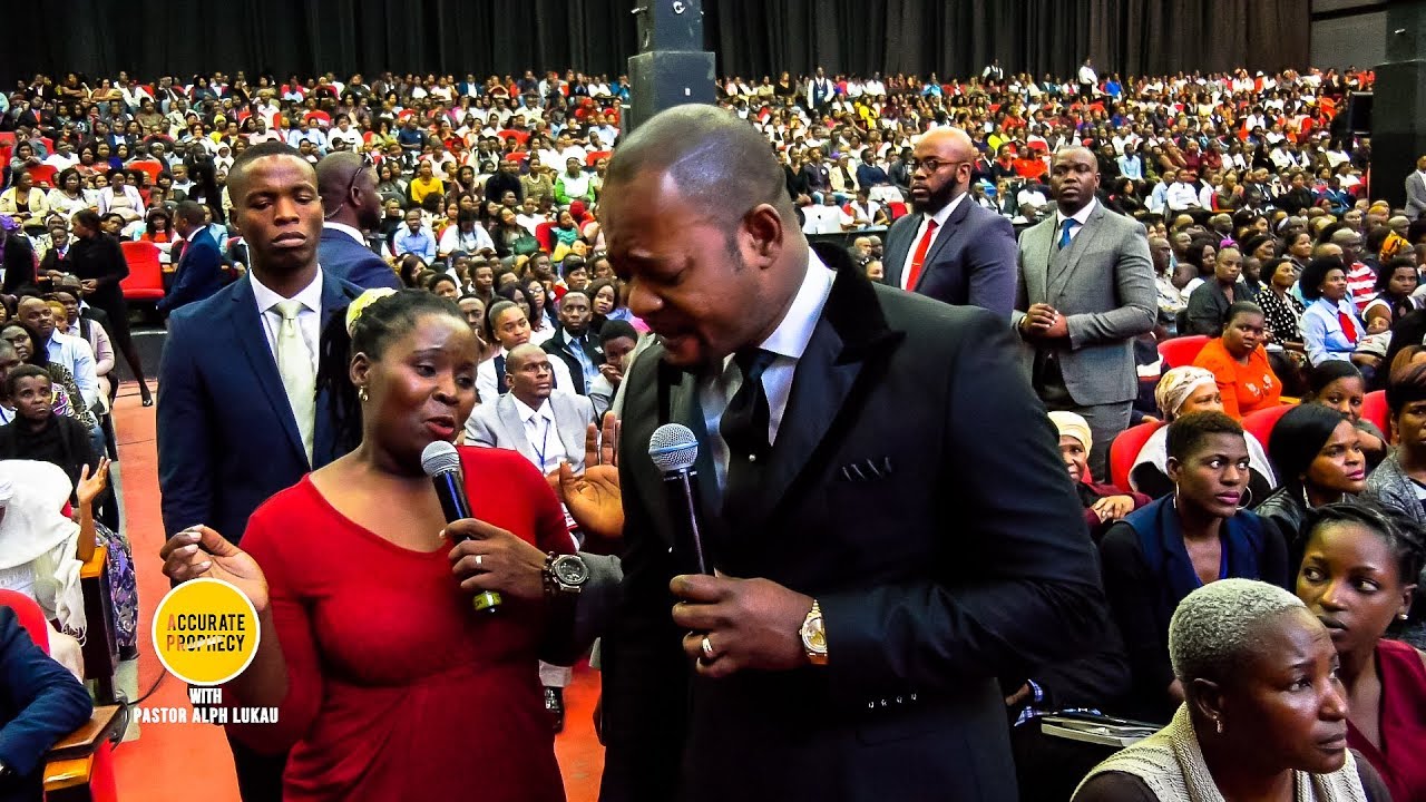 AMAZED 😲 WOMAN SUCKS PEOPLE’s BLOOD FOR WEALTH #alphlukau #viralvideo #manofgod #lord #healing
