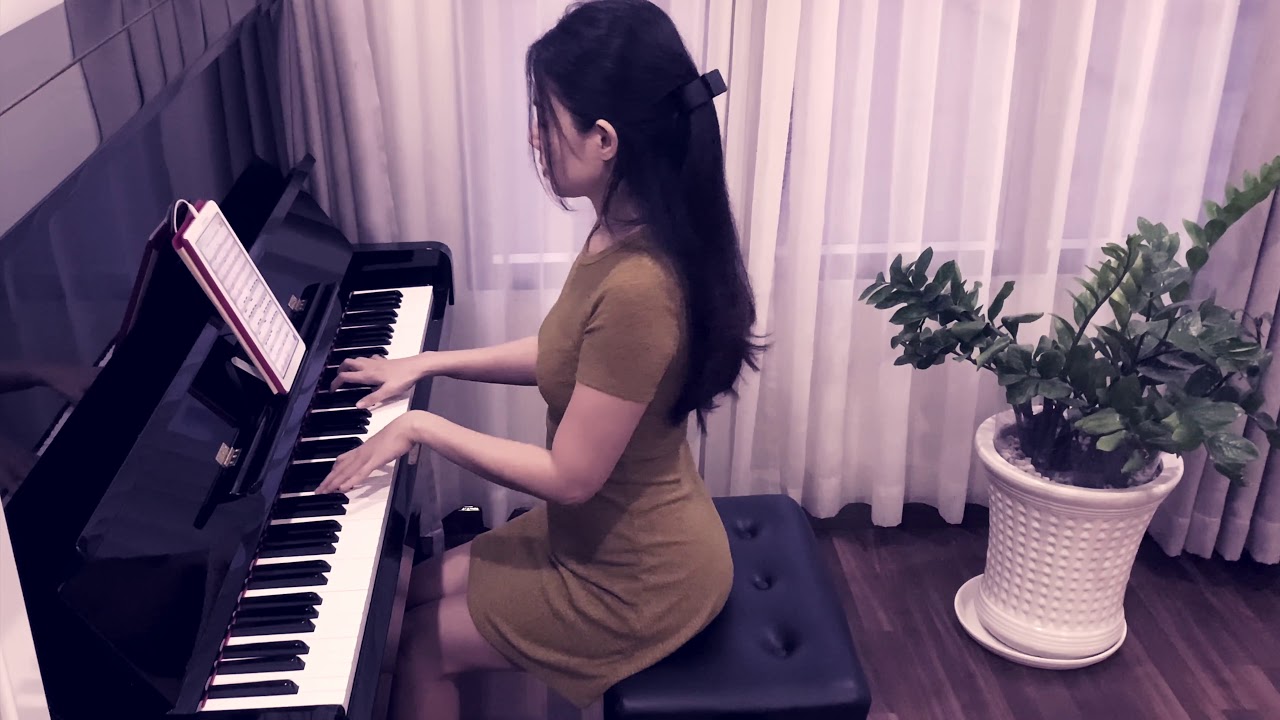 Nightwish - While Your Lips Are Still Red (Piano cover - Linh Tran)