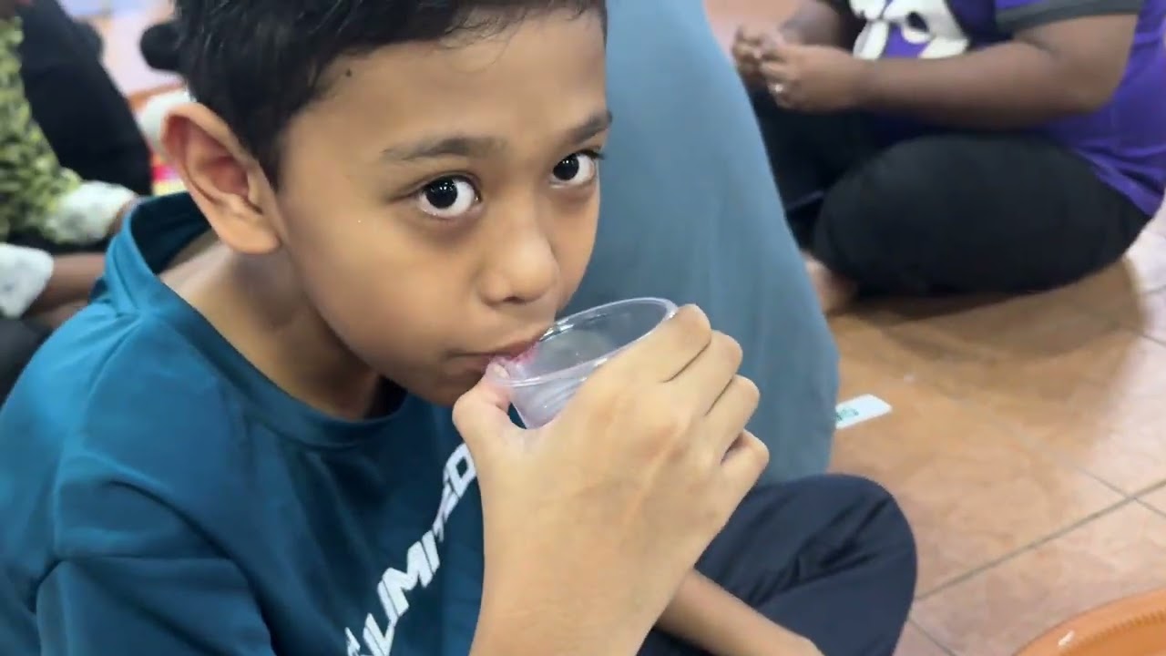 Ramadhan Masjid Tour Ep1 (S1E12) | Buka Puasa di Surau Mutiara Damansara & Maghrib Berjemaah 