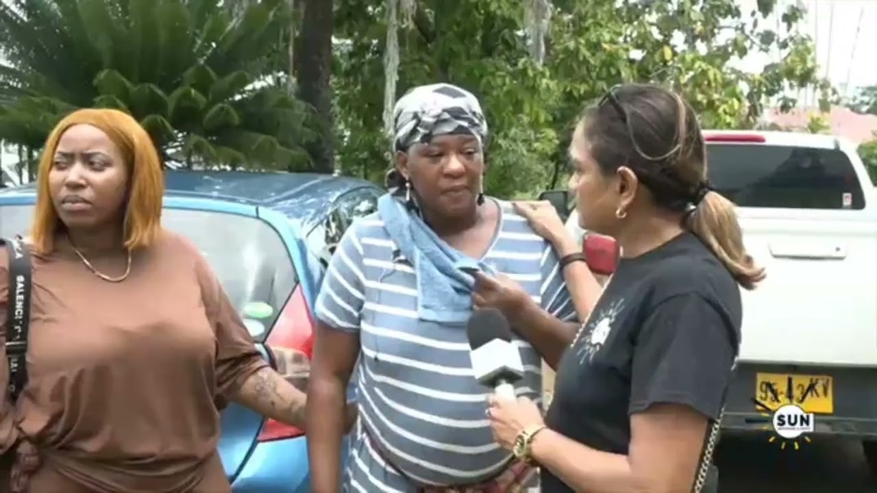IN GESPREK MET FAMILIELEDEN BEWONERS TE COMMEWIJNE OMTRENT MASSAMOORD 