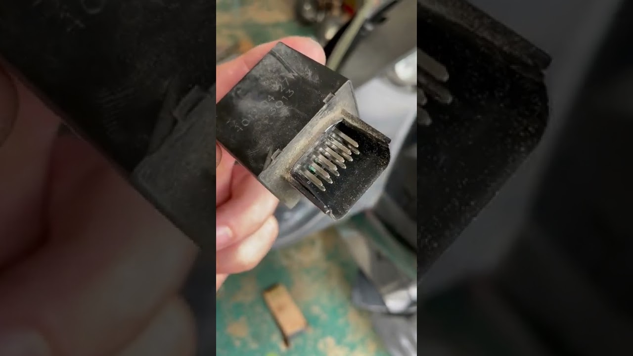 Victory Turn Signal Stuck, won't cancel; symptom fix and full remedy (Subj bike is 2015 Vision Tour)