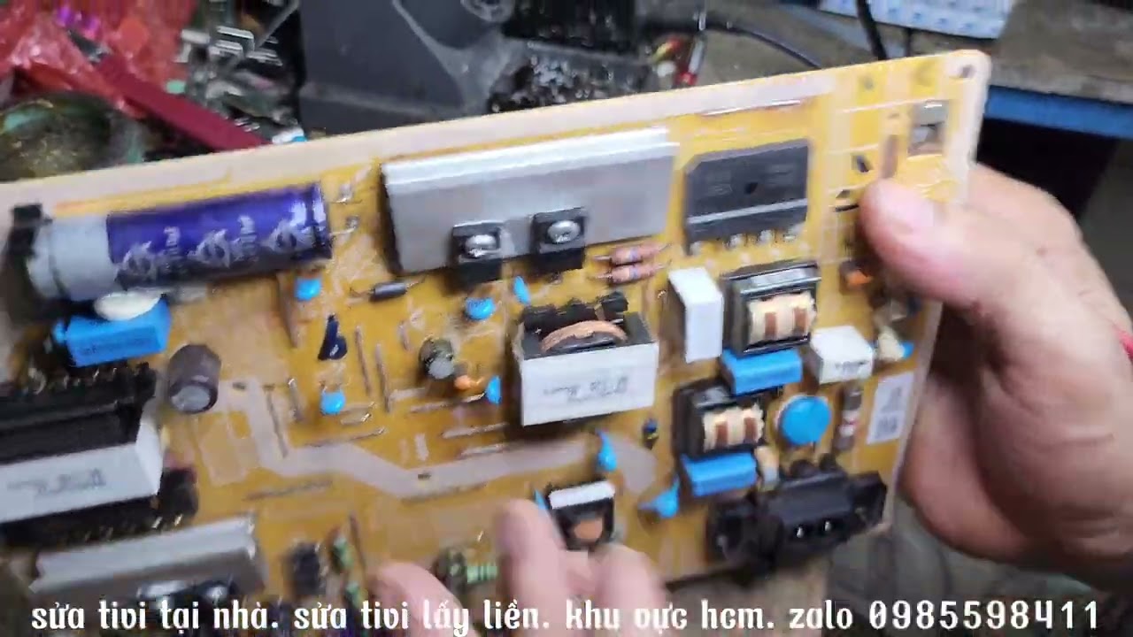 quá trình sửa nguồn tivi samsung thật đơn giản.