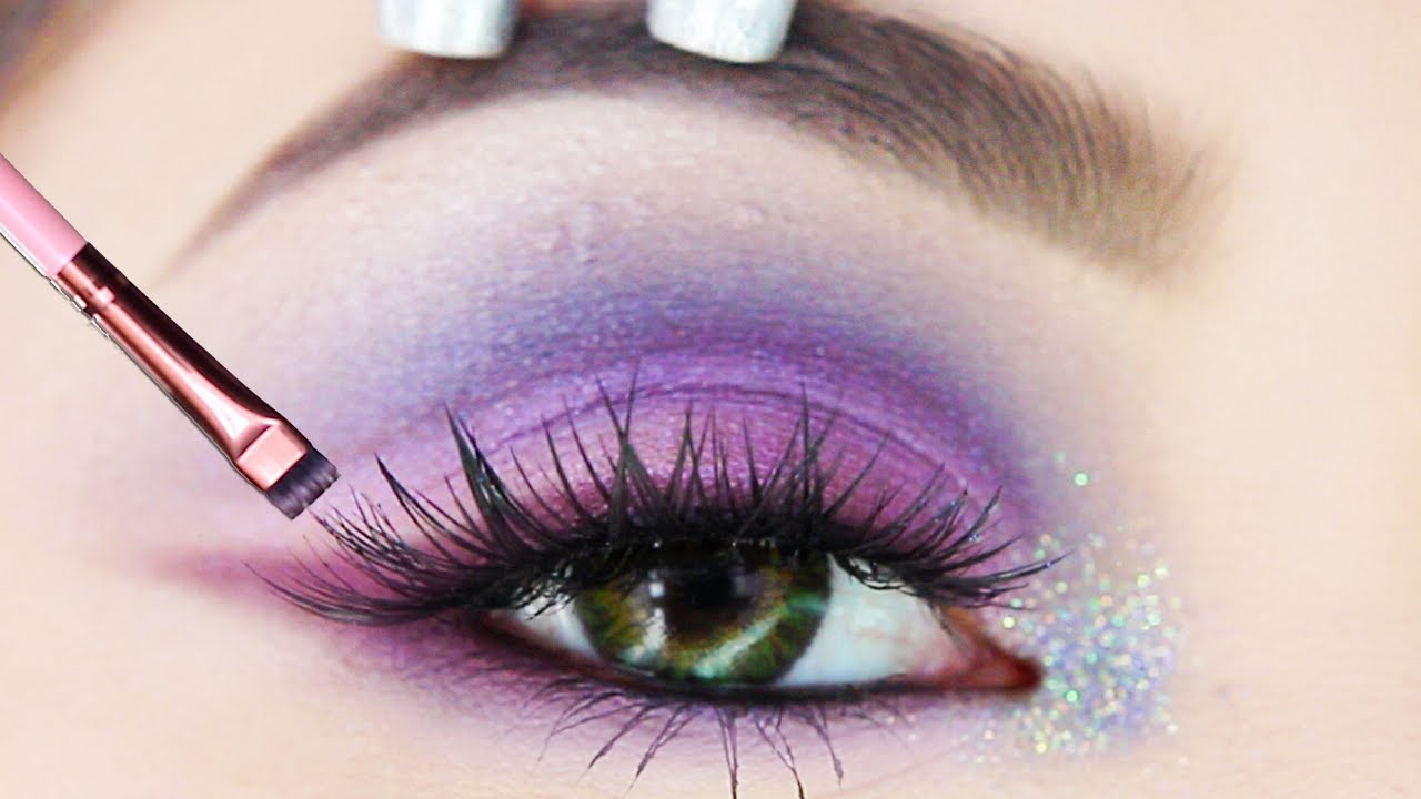 How to Turn ANY Eyeshadow Into Eyeliner Tutorial | DIY EYELINER HACK