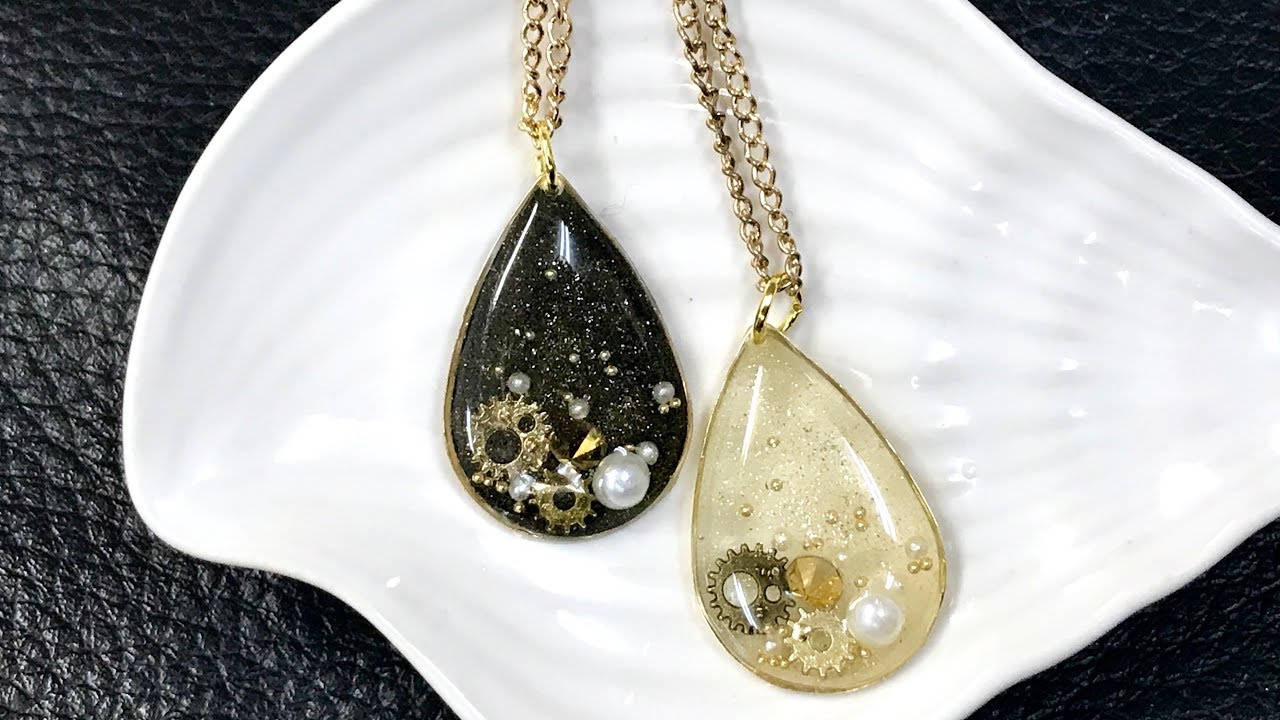 【UVレジン 100均 】彼氏や旦那様とお揃いで持てそう？アンティークネックレスを作ってみました！